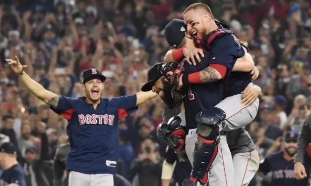 举城欢庆！波士顿红袜五年后重新问鼎美职棒世界大赛冠军！