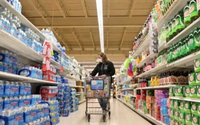 新闻 | 疫情期间美国物价的涨跌状况大不相同！50%的奥特莱斯商店下周将重新开放！