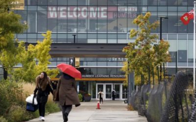 新闻 | Fauci博士警告麻州居民警惕重新开放；美国大学的录取率今后可能会升高！