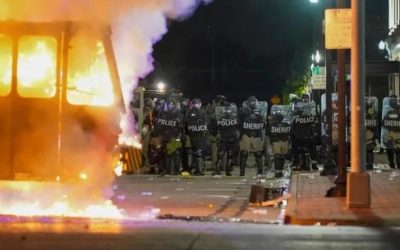 新闻 | 因警察射击黑人事件Kenosha成为全美新的抗议中心！Lynn成为麻州主要的COVID-19高风险区！