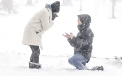 暴雪求婚！街头冬奥！波屯人绝对是地表最强冬季气氛组！