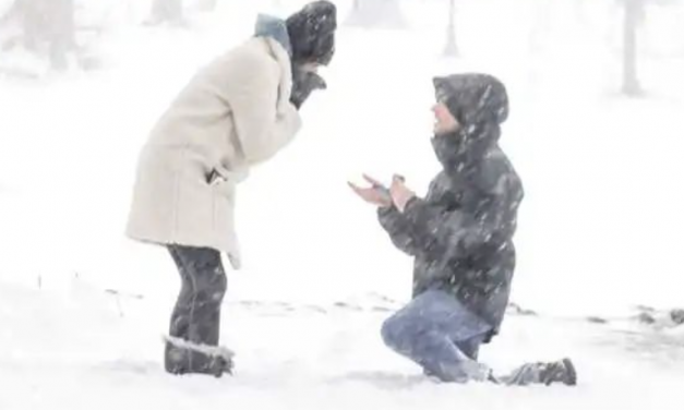 暴雪求婚！街头冬奥！波屯人绝对是地表最强冬季气氛组！