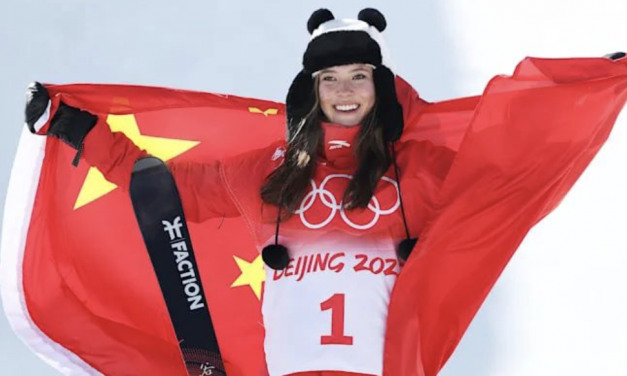 “China’s” 谷爱凌出席时代杂志Time100峰會，称“从未后悔代表中国！”