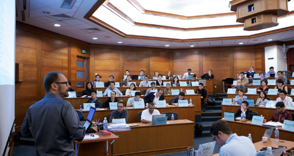 史上首次！马萨诸塞州大学生入读全美第一商学院硕士的机会来了！