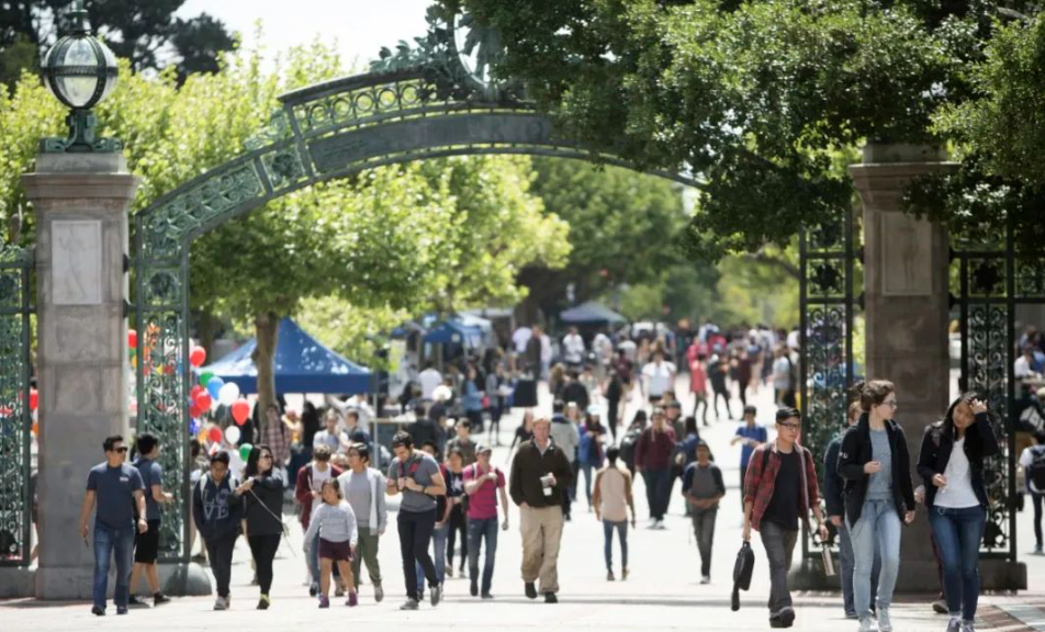 高校offer没有社区大学香？学费和名气两者不可兼得