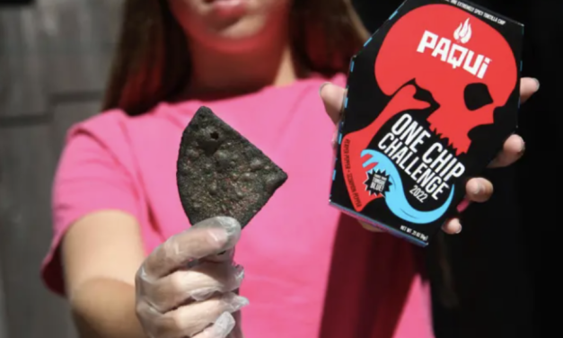 参与挑战却赔上性命？马萨诸塞州一学生因吃特辣薯片引发并发症！