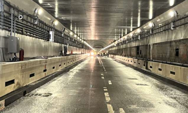 终于不用绕路啦！历时两个月的施工，波士顿Sumner隧道重新投入使用啦！