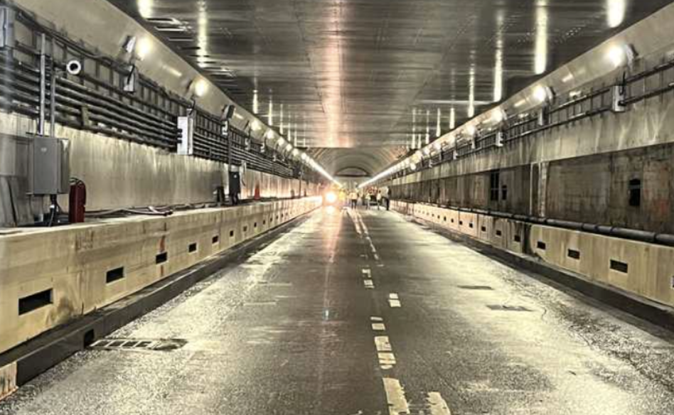 终于不用绕路啦！历时两个月的施工，波士顿Sumner隧道重新投入使用啦！