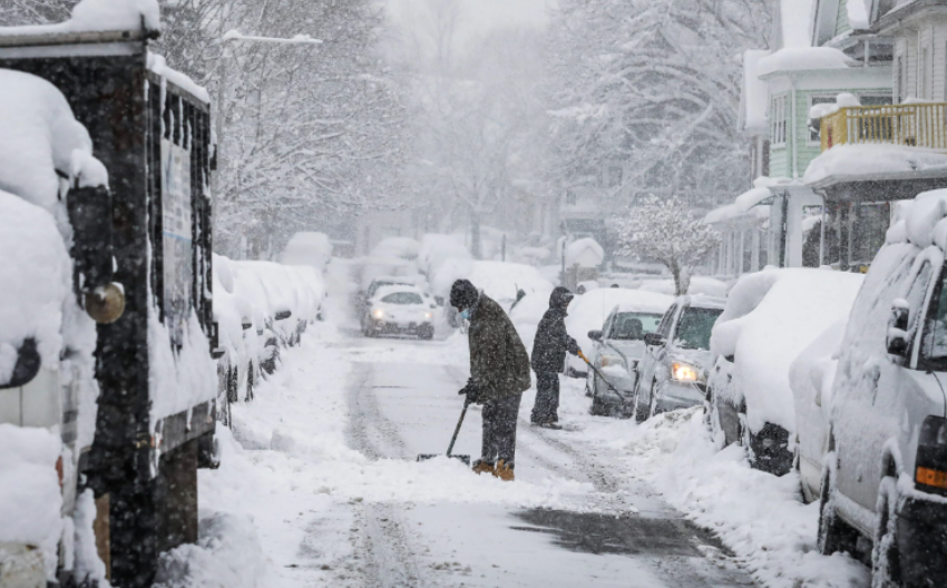 又要风暴来袭？！本周末将有6英寸积雪，上周雪还没化干净呢！！