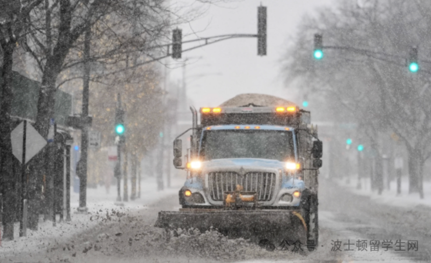 新英格兰迎来今冬首场冬季风暴：看看你所在地区会下多少雪