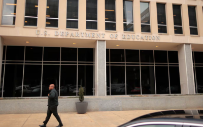 突发！美国教育部大裁员：波士顿办公室1300人全部失业，联邦教育资金悬了？