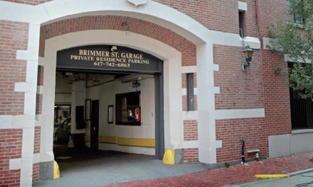 75万美元只能买个车位？！波士顿灯塔山豪华停车位引发热议！