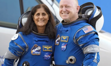 从8天到286天：SpaceX成功营救被困太空的NASA宇航员