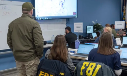 边境沙皇空降波士顿，370名移民被捕！ICE大规模执法引爆舆论风暴！