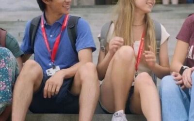 全世界的优秀高中生，每年暑假都去这里！